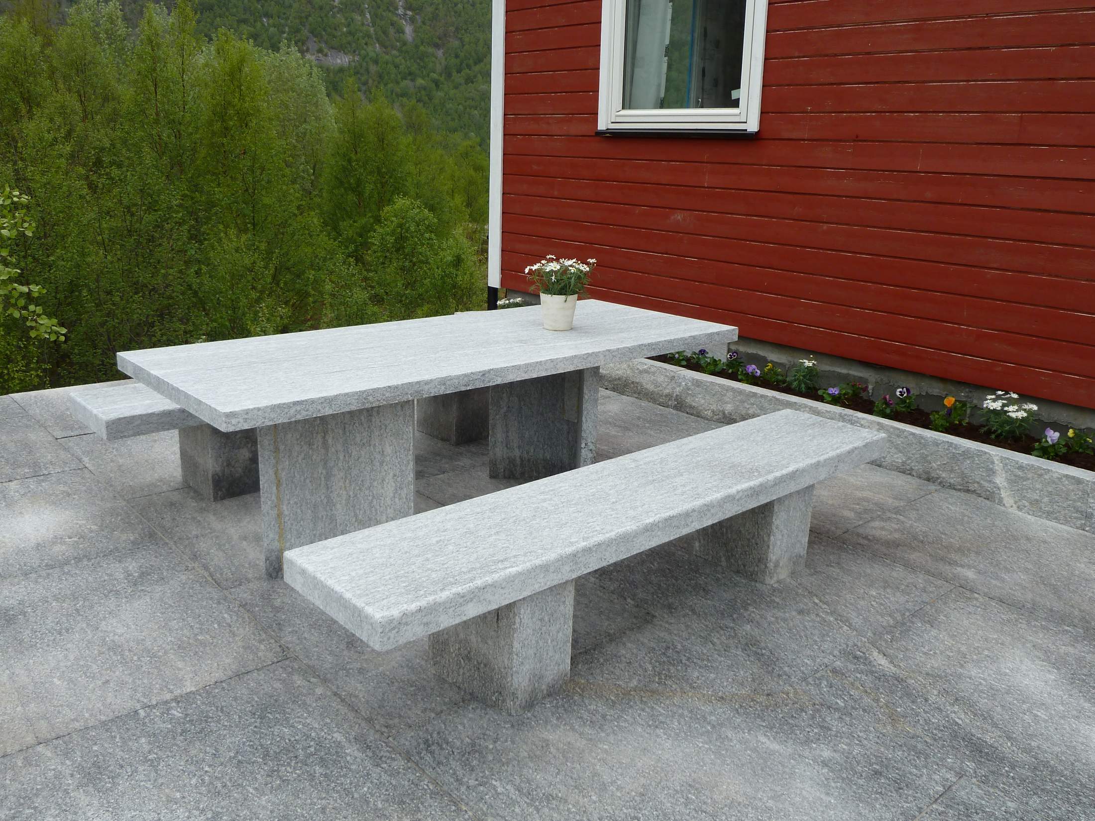 Hoppestein av Granitt, fra Evjen i Beiarn